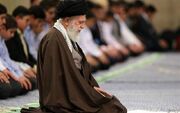 عکس: تصویری از تحصن آیت‌الله خامنه‌ای در دانشگاه تهران