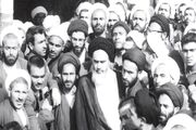 اینترنشنالِ زمان رضاخان به روایت رهبر شهید/شایعه کردند روحانیون در سماور شراب ریخته‌اند