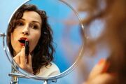 چرا روابط عاطفی در اوایل ۴۰ سالگی اینقدر پیچیده هستند؟