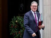 انگلیس از موضع خود درباره گرینلند عقب‌نشینی نمی‌کند