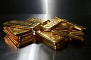 قیمت طلای جهانی کاهش یافت| بازار در انتظار سخنرانی رئیس فدرال رزرو