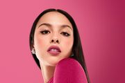 دانلود آهنگ Olivia Rodrigo - Stranger