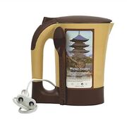 خداحافظی با آب‌ جوش‌های بدمزه هتل؛ تجربه‌ی واقعی من با چای‌ساز همراه