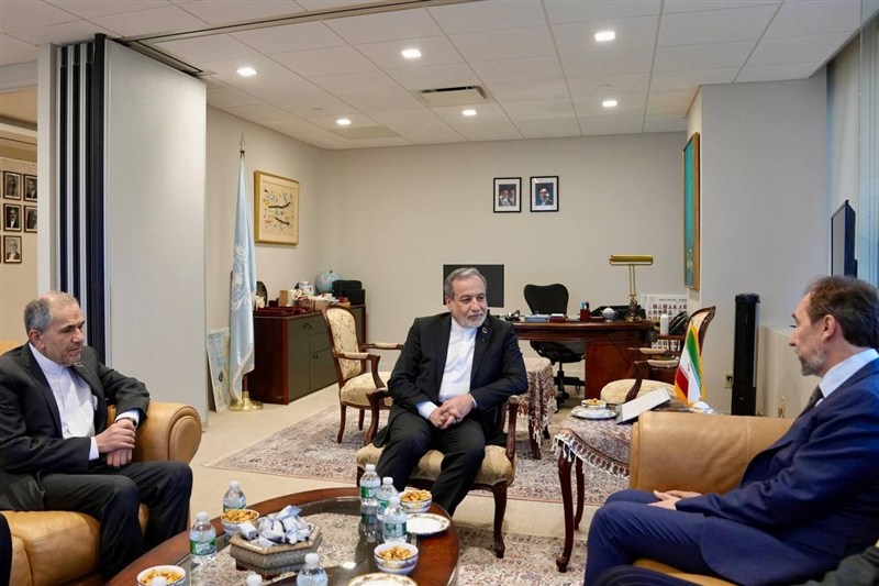 دیدار رئیس گروه ریشسفیدان با وزیر امور خارجه در نیویورک