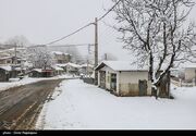 بارش سنگین برف جاده ۱۶۶ روستای مازندران را مسدود کرد+اسامی