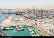 ورود کشتی حامل 66 هزار تن گندم به بندر شهید رجایی