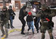 بازداشت‌های گسترده در پی درگیری معترضان و پلیس آمریکا