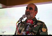 فرمانده نیروی زمینی ارتش: با پیوستن ارتش به انقلاب کمر طاغوت شکست