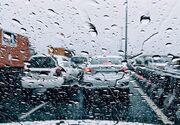 بارش باران در فیروزکوه و مه‌گرفتگی در ارتفاعات چالوس