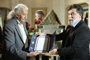 رونمایی از کتیبه نفیس خاتم در ارگ کریم‌خان