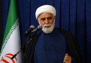 باید آرزوی همراهی با امام حسین(ع) را در عمل محقق کنیم