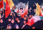 ببینید| اینجا همه از پدر می‌گویند/ روایت مردم کرج از رهبر شهید