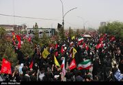 خیابان‌های خرم‌آباد در سوگ رهبر شهید؛ از گل‌مالی تا پرچم‌های سرخ