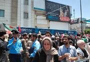 از حضور رییس کل بیمه مرکزی در موکب بیمه دی تا خدمت بی تکلف مدیرعامل به زائران