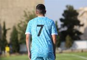 آسانی ایران را ترک کرد