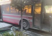 جزئیات حادثه برای یک اتوبوس‌ بی‌.آر.تی تهران در خیابان ولی‌عصر