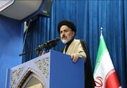 قدردانی امام جمعه ارومیه از قوه قضاییه برای اجرای حکم خائنین ‌