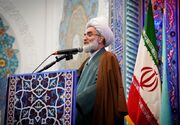 امام جمعه رشت: هیچ‌کس حق امتیاز دادن به آمریکا را ندارد