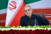 پزشکیان: دانش‌آموزان با ایمان و باور ایران را به‌سوی عزت هدایت می‌کنند
