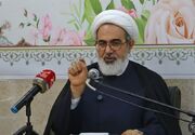 پورخاقان: در برابر فشارهای آمریکا هرگز عقب‌نشینی نخواهیم کرد