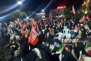موج 180 تجمعات شبانه بوشهری‌ها پیام وحدت ملت ایران را مخابره کرد