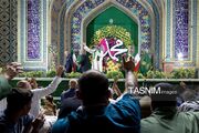 نسیم مدینه در قلب مشهد؛ وقتی صحن غدیر به رنگ وحدت درمی‌آید
