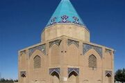 آرامگاه بابا رکن‌الدین؛ پنج‌ضلعی رازآلود تخت فولاد