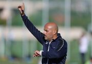 چینی: زنوزی به تهران بیاید و جام‌های استقلال را از نزدیک لمس کند