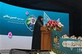 روایت دختر شهید سلامی از توجه ویژه پدرش به اقامه نماز با لباس جهاد