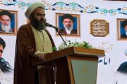 نماز جمعه قرارگاه جمع‌کردن مردم پای پرچم نظام جمهوری اسلامی است