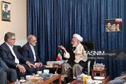 منابع بانکی باید در خدمت تولید، مسکن و حل مشکلات مردم قرار گیرد
