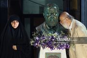 سردیس حاج رمضان در میدان فلسطین رونمایی شد