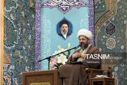 سیره حضرت زهرا(س) را در زندگی فردی و اجتماعی الگو قرار دهیم