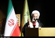 دانشگاه باید در مسیر اقتدار علمی کشور حرکت کند