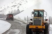 بارش برف در ۱۷ استان کشور / با تلاش راهداران تردد در اغلب محورهای شریانی برقرار است