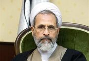 تشییع امام شهید و پرچم های سرخ عاشورایی نشان دهنده خونخواهی است