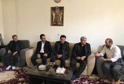 دیدار معاون استاندار کردستان با خانواده شهید جنگ رمضان