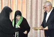 تحلیل از ۲۰ بانوی امدادگر دوران دفاع مقدس در تبریز با اهدای نشان امام رضا(ع)