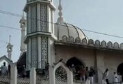 تخریب بخش‌هایی از مسجد تاریخی هند به دست مسلمانان در میان اشک و اندوه