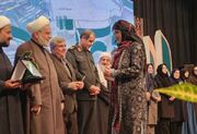 نیمی از جمعیت، تمامی هویت؛ روایت سنندج از زنی که تاریخ را نگه داشت