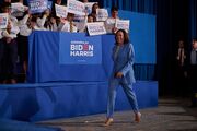 Column | Kamala Harris’s wardrobe is finally saying something