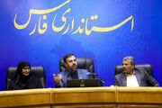 هشدار استاندار فارس درباره تکنولوژی‌زدگی در آموزش/ ابزارهای دیجیتال نباید ذهن دانش‌آموزان را تنبل کند